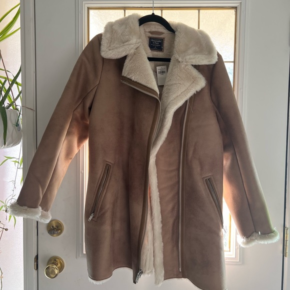 BNWT Abercrombie Faux Suede Faux Fur Jacket - Picture 5 of 7